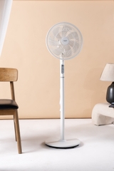 Quạt cây 7 cánh điều khiển từ xa Kaiyo Nhật Bản
