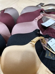 Bra sisterhood Thái Lan