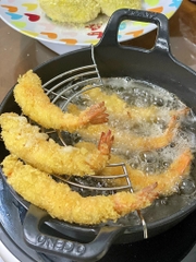 Chảo gang Tempura mỏ chim kèm giá gác Kaiyo Nhật Bản 20cm