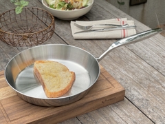 Chảo inox 316  Kaiyo nguyên khối 5 lớp nông lòng 20-24cm