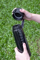 Bình nước Tritan Kaiyo có lọc trà 680ml