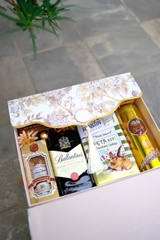 Hộp quà Tết hộp gấm DH1350