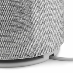 Loa Bang & Olufsen Beoplay M5