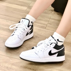 Giày Air Jordan 1 Low GS ‘White Black’ 553560-132