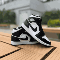 Giày Air Jordan 1 Mid ‘Panda’