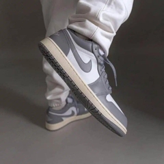 Giày Air Jordan 1 Low ‘Vintage Grey’ 553558-053