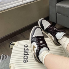 Giày Air Jordan 1 Low ‘Shadow Brown'