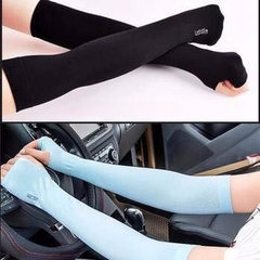 Đôi găng tay chống nắng xỏ ngón Aqua X