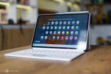 Máy tính bảng có thể dùng như laptop, bảng vẽ