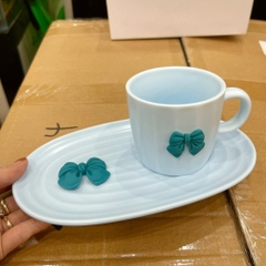 Cốc + tách nơ