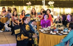 Tổ chức sự kiện