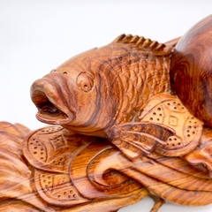 ĐỒ GỖ MỸ NGHỆ - CÁ CHÉP NGẬM NGỌC