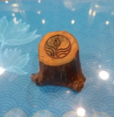 TRÀ CỤ - GÁC NẮP GỖ TRẮC