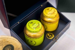 TRÀ SHAN TUYẾT CỔ THỤ - HỘP SƠN MÀI SET HOÀNG - DIỆP