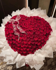 bó hồng trái tim to