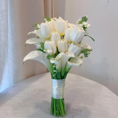 Hoa cưới cally mix tulip SP000018