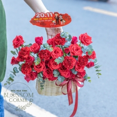 Giỏ hoa hồng chúc mừng