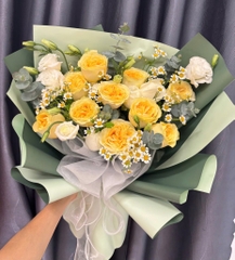 Bó Hoa hồng victor mix tana lá bạc