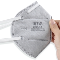Khẩu trang KN95 chứa than hoạt tính 5 lớp Đeo qua đầu và Có Van, hiệu AMS, Model: A9542V, hộp 25 chiếc