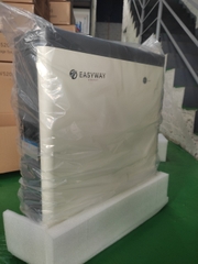 Pin lưu trữ Lithium Easyway 5KWmodel màu kem UNIV-5,12kWh/LV(W) bảo hành 10 năm