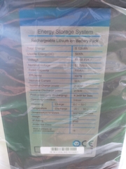 Pin lưu trữ Lithium Easyway 5KWmodel màu kem UNIV-5,12kWh/LV(W) bảo hành 10 năm