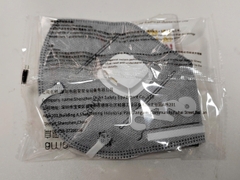 Khẩu trang hoạt tính có van, quy cách A9541V (hiệu AMS, chuẩn KN95, có than hoạt tính, hộp 25 chiếc)