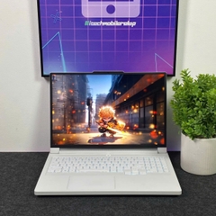 LENOVO LEGION R9000P GLACIER WHITE 2025 (Ryzen 9-8945HX, RTX 5060 8Gb) - USED 99%
