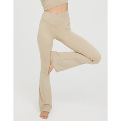 Quần tập legging ống loe Ae rie, hàng xuất xịn