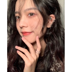 Kính Áp Tròng Nâu Tây Trăng Khuyết Size S 14.2mm Có 0 Đến 6 Độ Lệch Độ ST3798 Brown