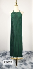 Váy yếm xếp li