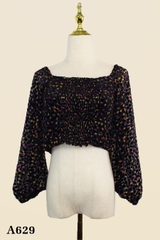 Áo croptop chấm bi