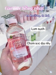 Tẩy trang Garnier hoa hồng