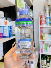 Tẩy trang garnier xanh dương