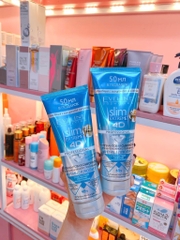 Gel tan mỡ Eveline xanh