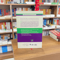 Bơi cùng cá mập mà không bị nuốt chửng 199k