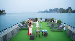 La Casta Daily Cruise Luxury Ha Long Bay Day Tour from Hanoi