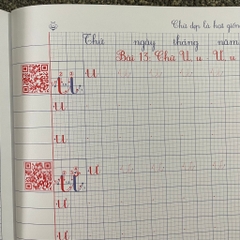Vở luyện viết tăng cường quét mã QR