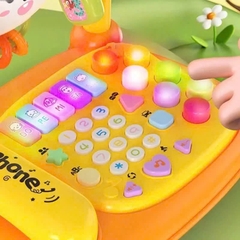 Điện thoại bàn thỏ có đàn mã YL78927