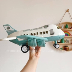 Máy bay chở xe cứu hộ LY558-1002(12 bộ/thùng)