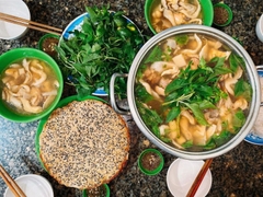 Cách Nấu Lẩu Gà Lá É Chuẩn Vị Phú Yên Ngon Khó Cưỡng