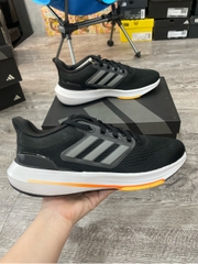 Giày ADIDAS ULTRABOUNCE Đen HP5773