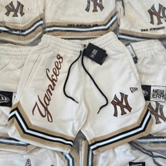 Quần New Era Begie Yankees