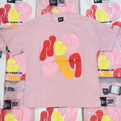 Áo New Era Font Graphic Tee Pink