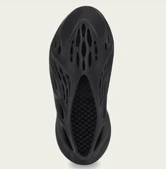 adidas Yeezy Foam RNR ‘Onyx’ HP8739
