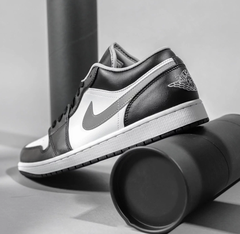 Giày Nike Air Jordan 1 Low ‘Smoke Grey V3’ 553558-040