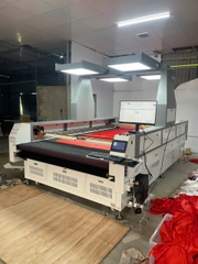 MÁY CẮT VẢI LASER 1827