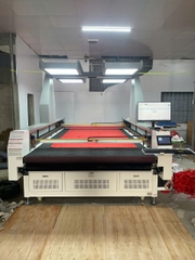 MÁY CẮT VẢI LASER 1827