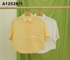 Áo Kiểu Cotton Tay Lở Thêu Hoa Văn - A12538/1
