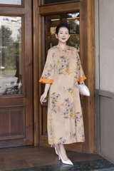 M COLLECTION | Váy Đầm Suông Nữ Trung Niên Tặng Mẹ, Bà Vải Lụa Hai Da Thêu Hoa Tay Lỡ D13203LW01