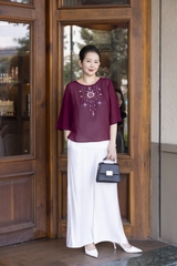 M COLLECTION | Áo Kiểu Nữ Trung Niên Tặng Mẹ Chất Vải Chiffon Thêu Hoa Cổ Tròn Tay Lỡ A13024LW01